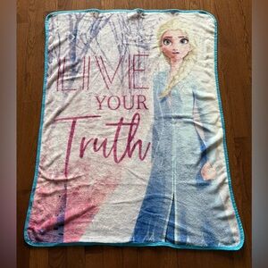 Disney Frozen Elsa Live Your Truth Throw Blanket, Kids Blanket